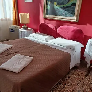  Апартаменты Princess Canal View Италия