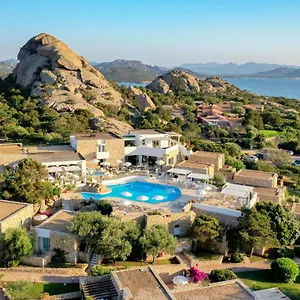 Grand Relais Dei Nuraghi Hotel